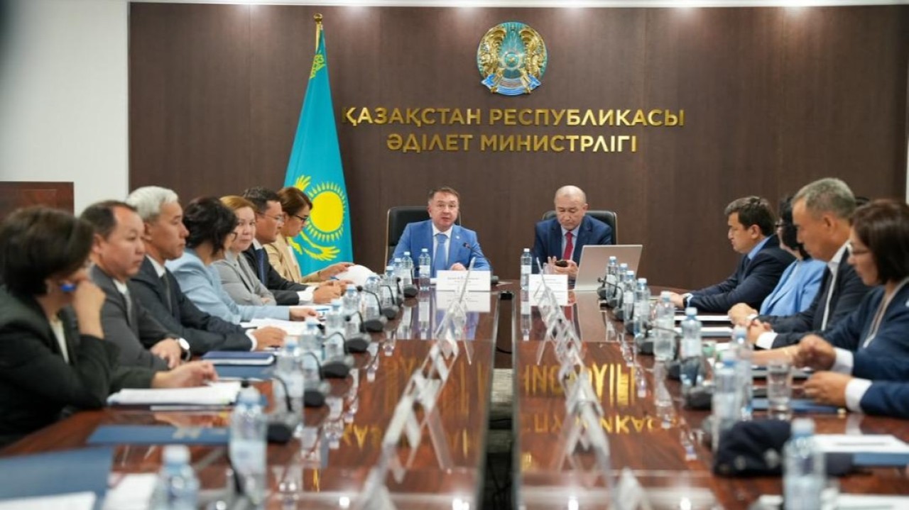 Әділет министрлігінде жаңа Конституция мен Құқықтық саясат тұжырымдамасы талқыланды