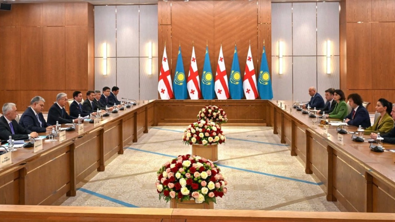 Қасым-Жомарт Тоқаев пен Ираклий Кобахидзе келіссөз жүргізді