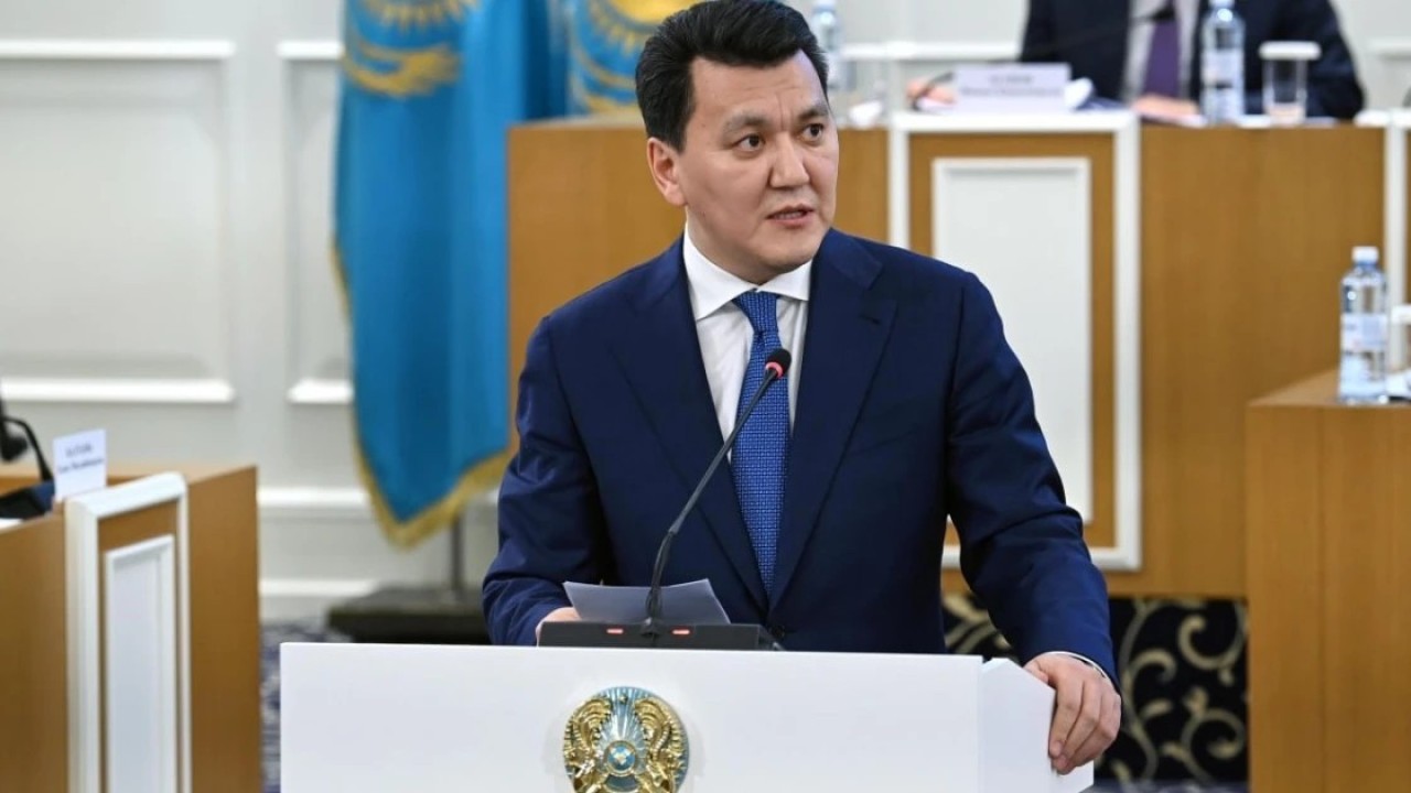 Ерлан Қарин: Жаңа Конституцияны іске асыруға байланысты ауқымды жұмыстар күтіп тұр