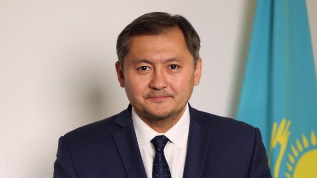 Қуатты Қазақстан ­­құру міндеті - Саясат Нұрбек жаңа Конституцияға қатысты мақала жариялады