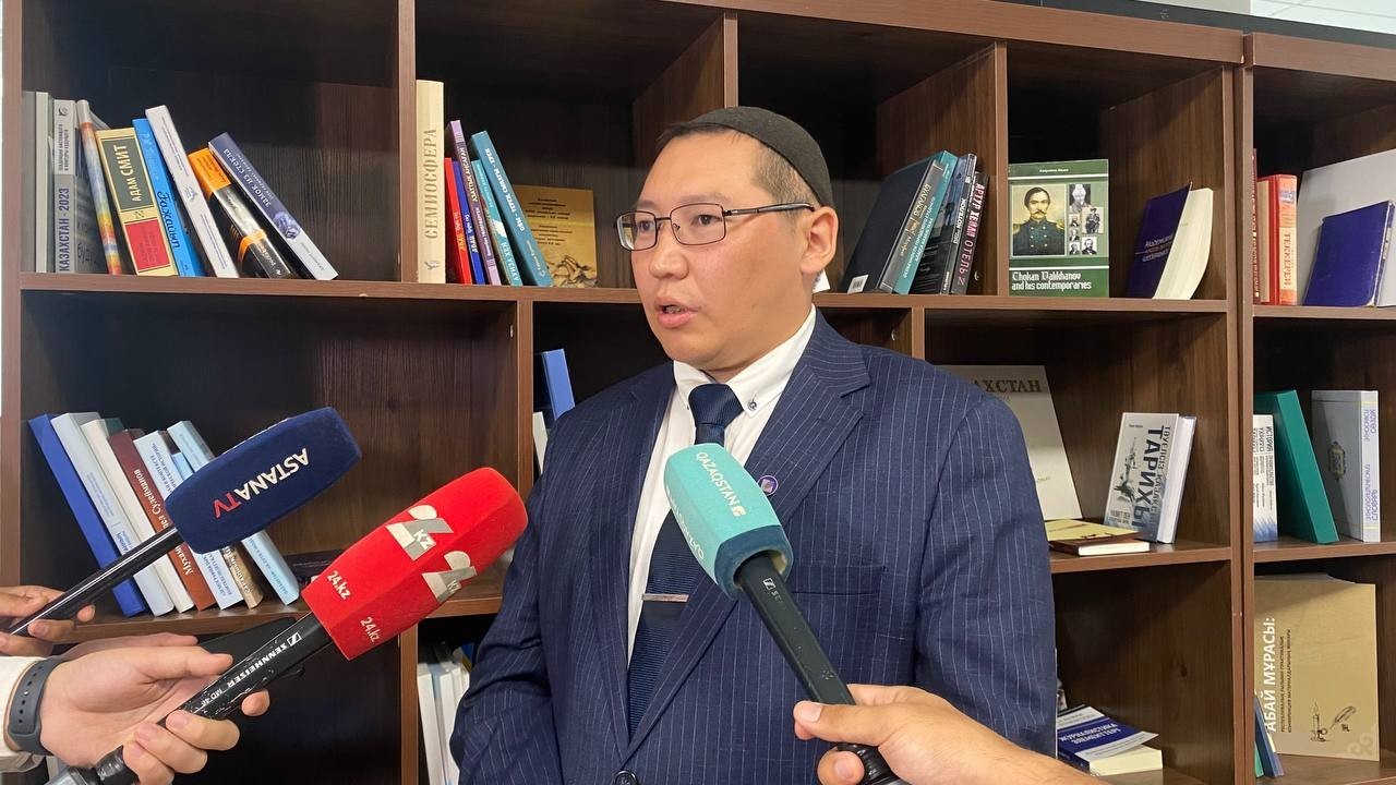 Саяси партиялардың бағдарламалары Конституция қағидаттары мен қоғам сұранысына негізделуі керек – Риззат Тасым