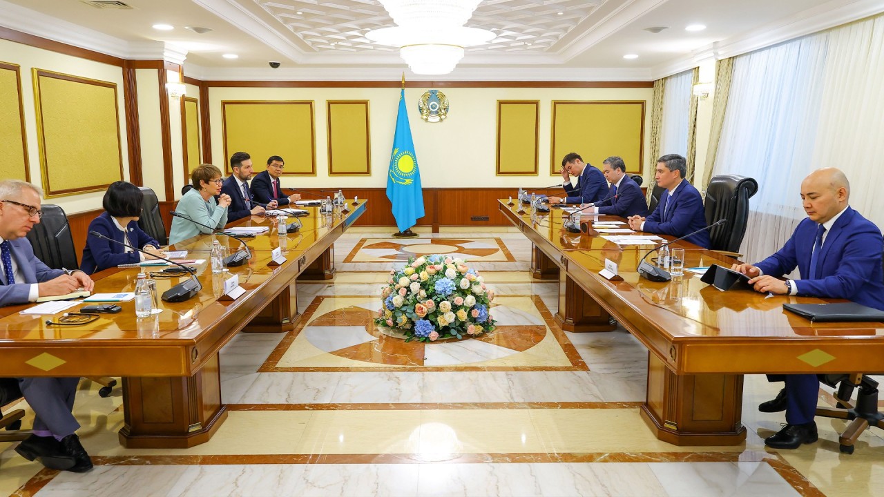 Олжас Бектенов ЕҚДБ, ExxonMobil және Marubeni басшылығымен инвестициялық ынтымақтастықты талқылады