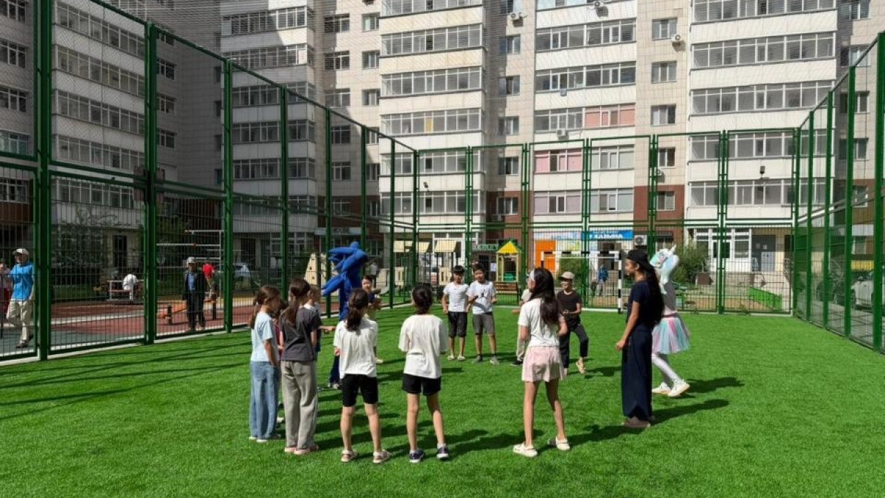 Елорда күніне орай Сарыарқа ауданында тағы екі абаттандырылған аула ашылды