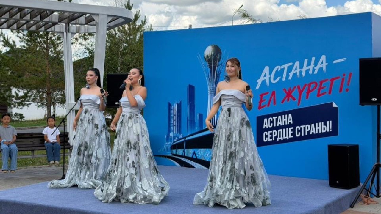 Елорданың тұрғын алаптарында Астана күніне арналған мерекелік концерттер өтіп жатыр