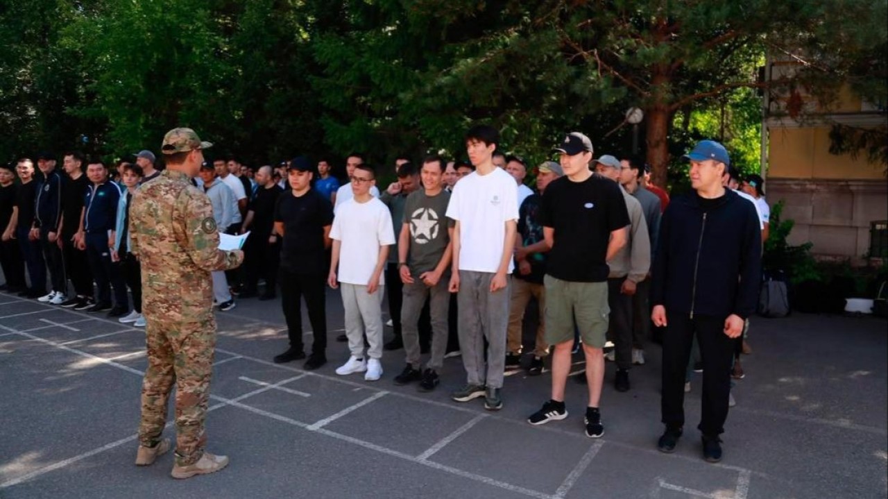 Астанада 100-ден астам запастағы әскери міндетті оқу-жаттығуға аттанды