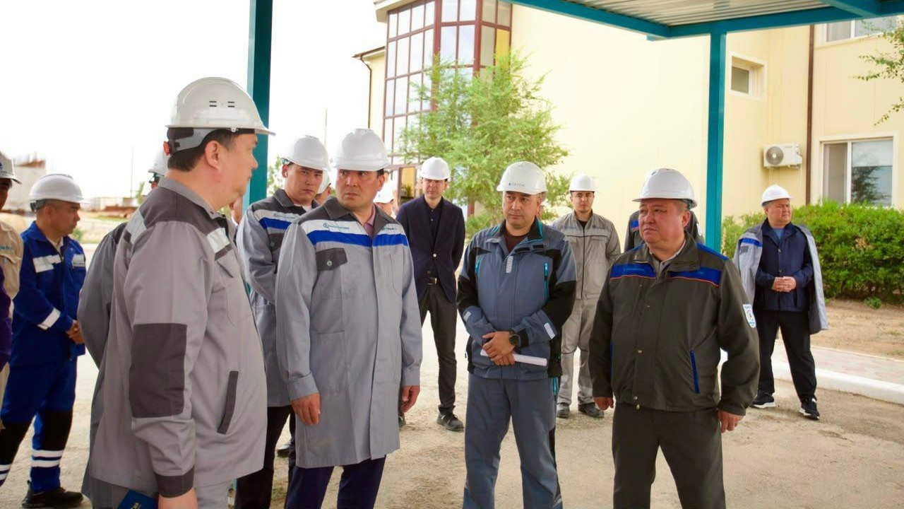 Энергетика министрі Жаңаөзендегі газ өңдеу зауыты жөнінде: Құрылыс қарқыны бізді қанағаттандырмайды