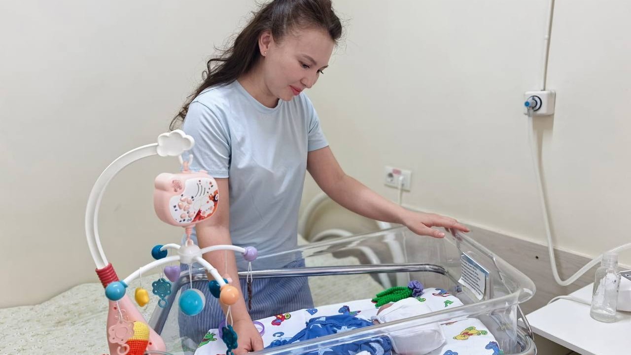 Тайландтан елімізге эвакуацияланған нәресте үйіне шығарылды