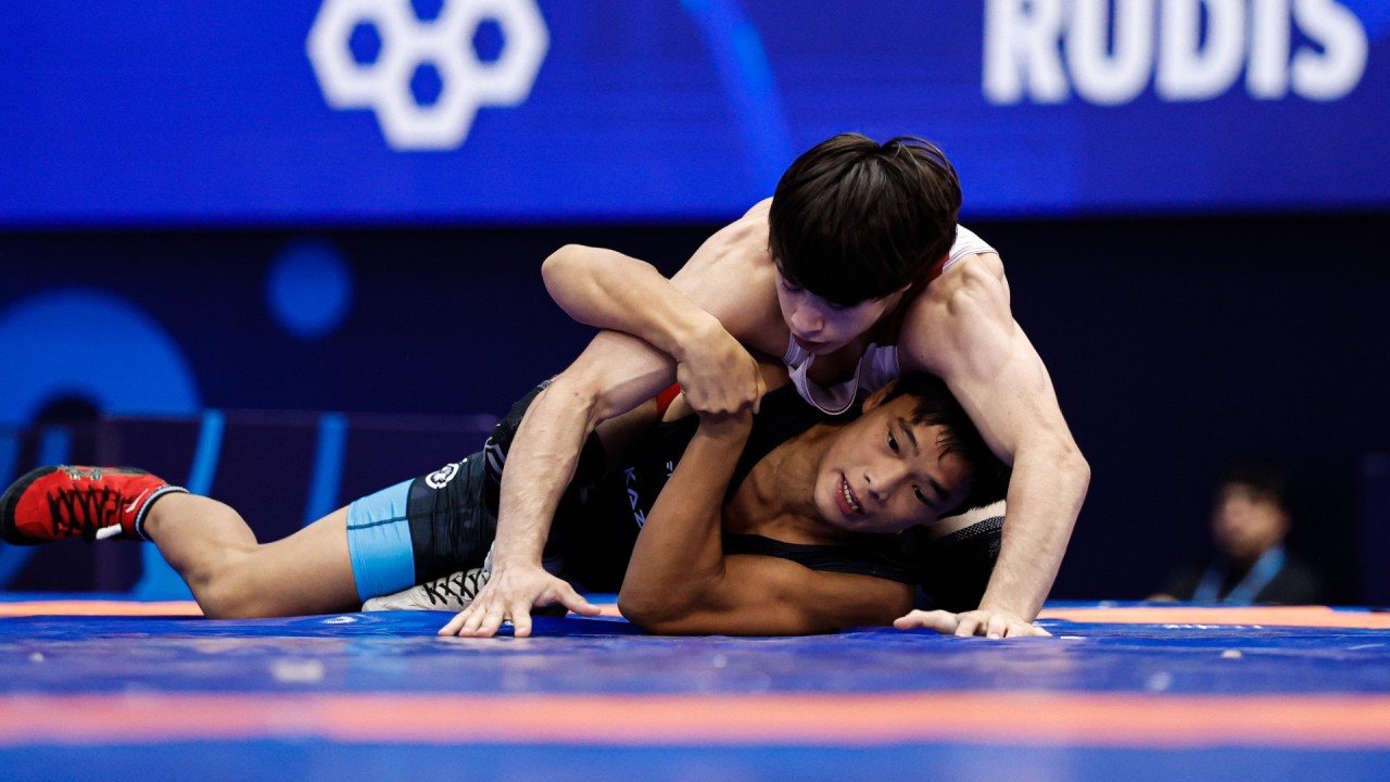 U17 әлем чемпионаты: екі қазақстандық балуан финалда күреседі