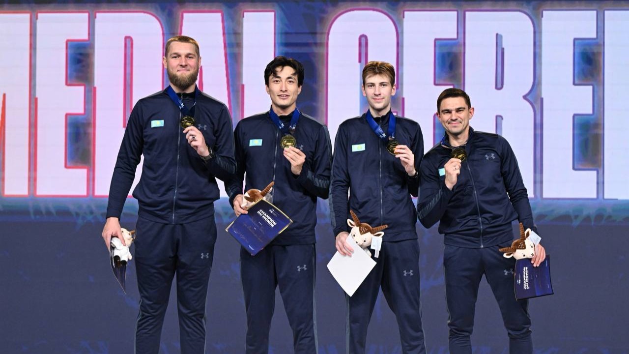 Президент әлем чемпионы атанған қазақстандық семсерлесушілерді құттықтады