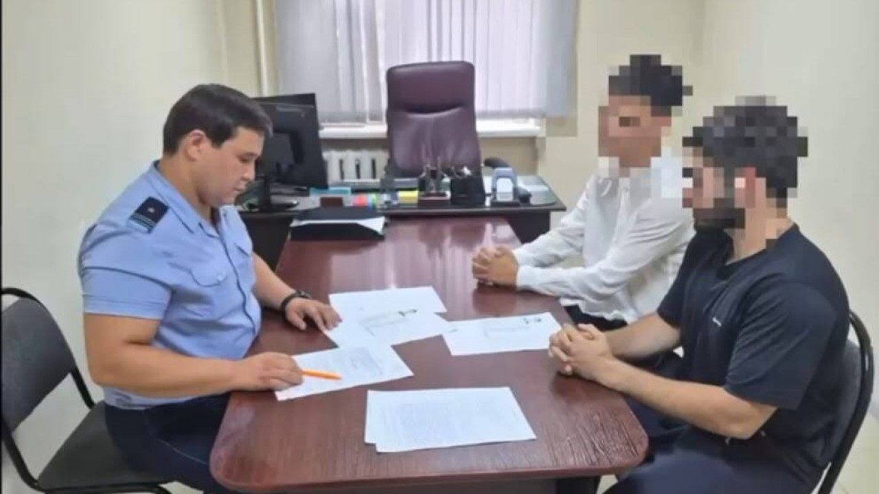 Астанада түнгі уақытта қауіпті маневр жасаған жүргізушілер жауапқа тартылды – ВИДЕО