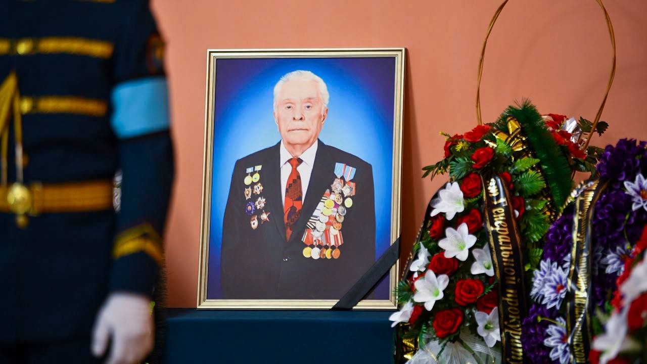 Оралда «Халық Қаһарманы» Иван Гапичпен қоштасты
