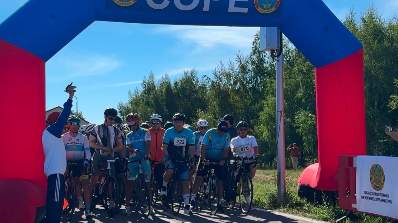 Елордада спорт күніне орай бұқаралық велошеру өтті