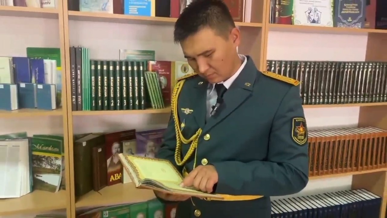 Абай күніне арналған іс-шараларға мыңнан астам әскери қызметші қатысты
