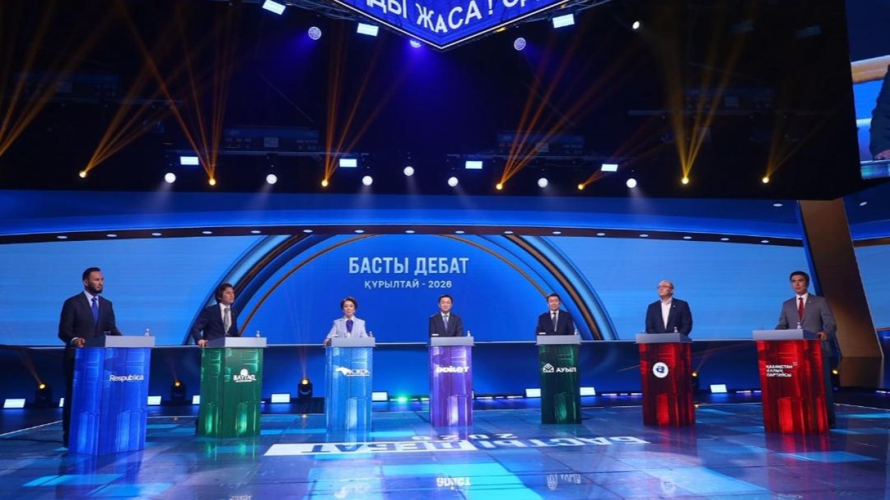 Сайлаушылардан 59 мыңға жуық сұрақ: «Басты дебат – 2026» қалай өтті