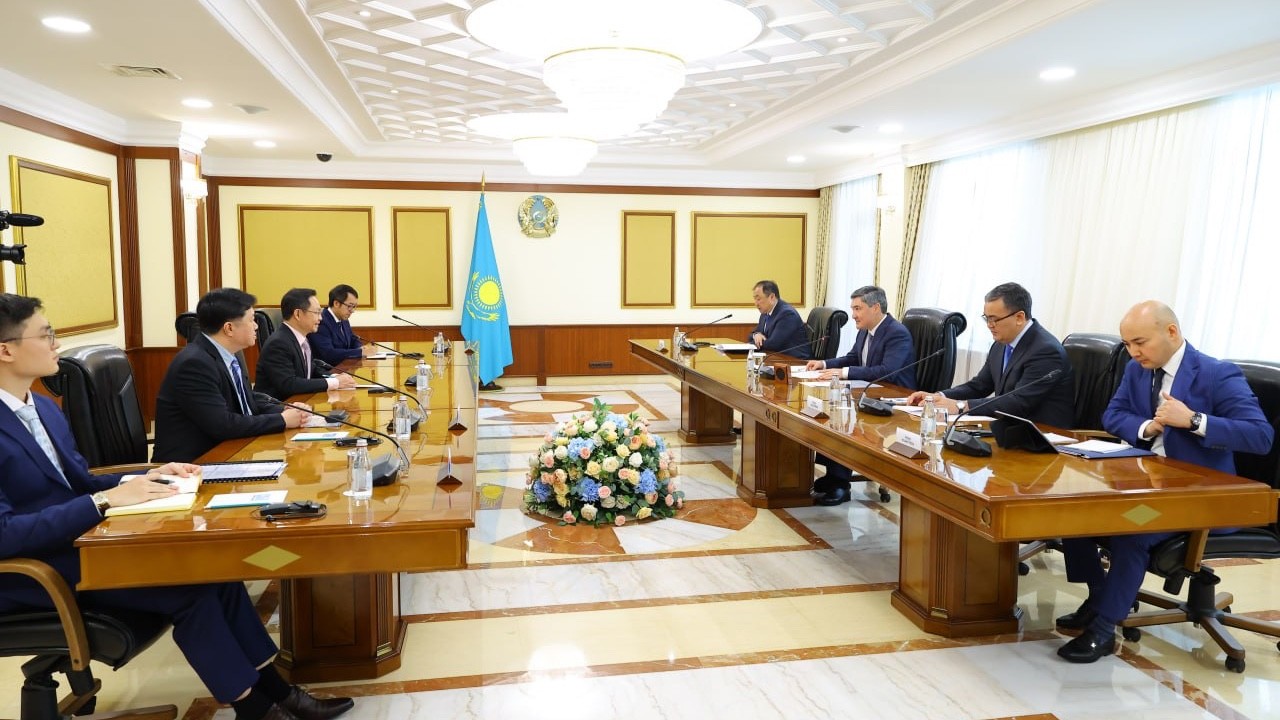 Бектенов Changi Airport Group басшысымен көлік саласындағы ынтымақтастық мәселелерін талқылады