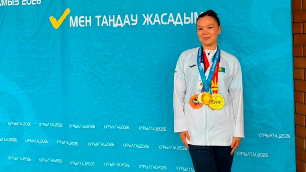 Елордалық танымал спортшылар Құрылтай депутаттарының сайлауында дауыс берді