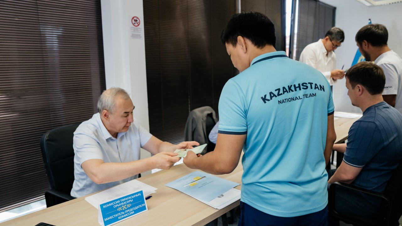 Словакияда Әлем чемпионатына қатысқан балуандар Құрылтай сайлауына дауыс берді