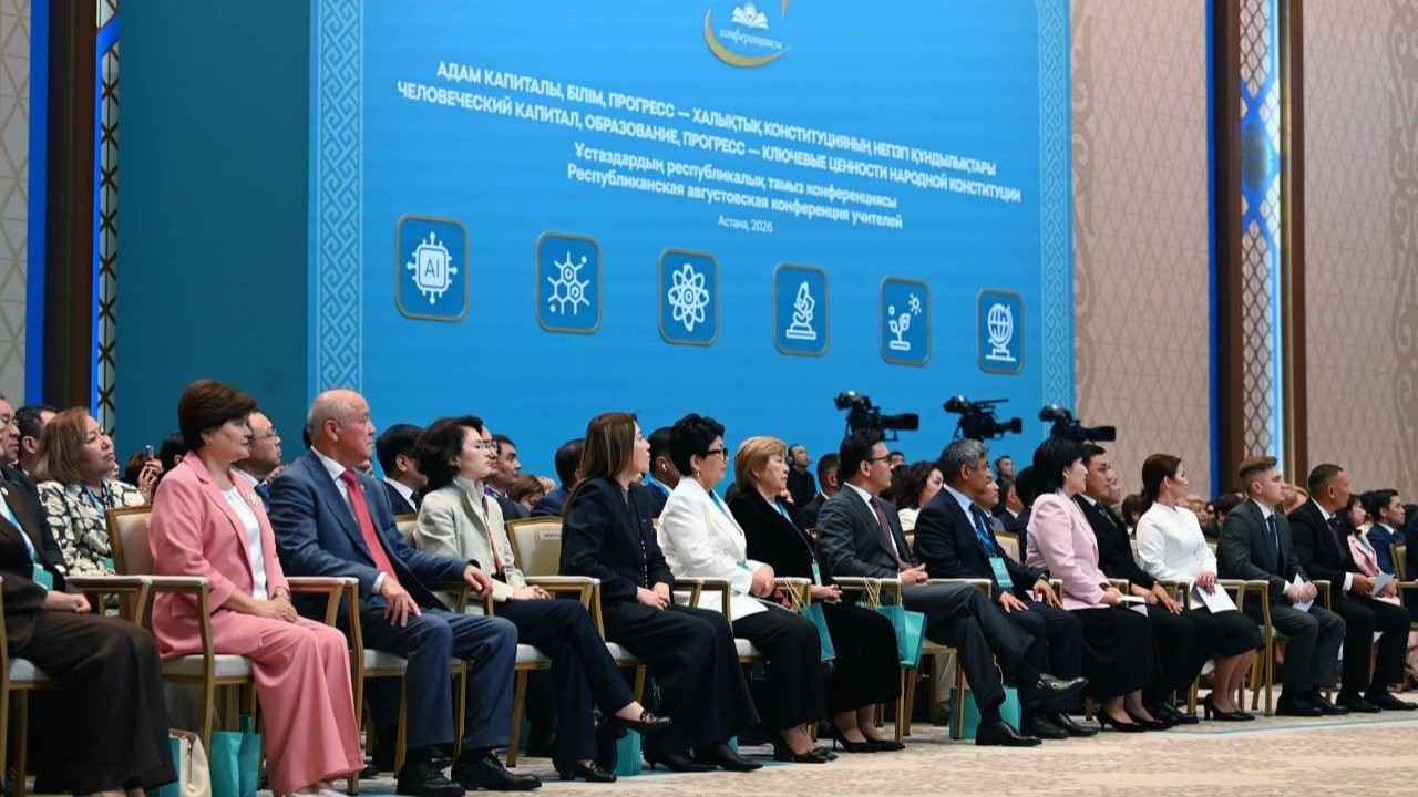 Тоқаев тарихи деректері бар оқу материалдарын қайта қарау жөнінде тапсырма берді