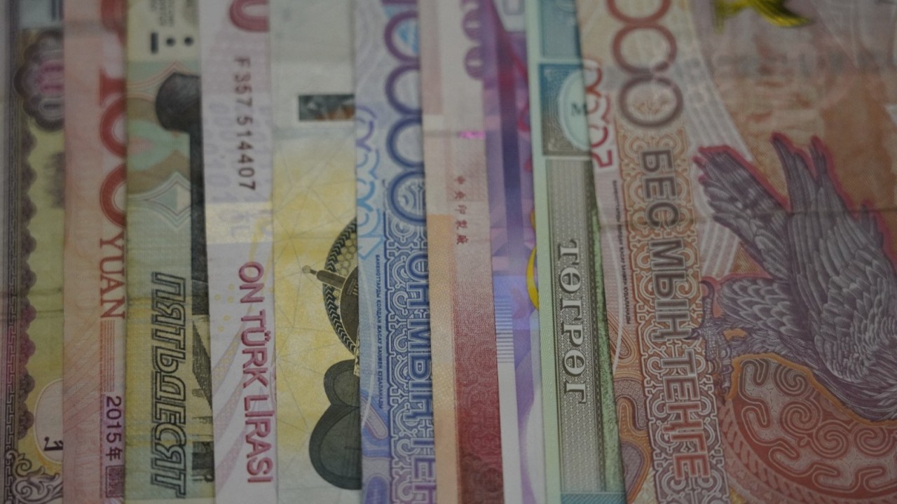 Астанадағы айырбастау пунктеріндегі бүгінгі валюта бағамы