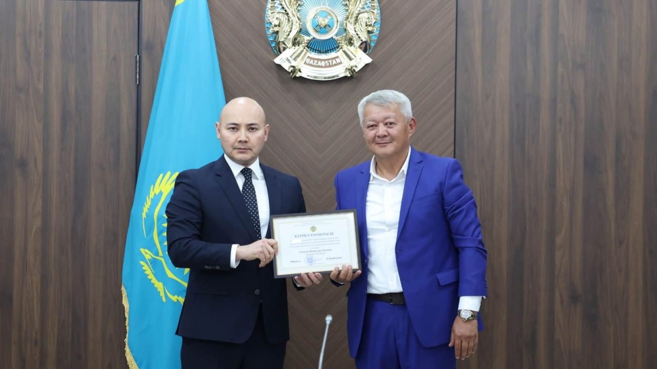 Қазақы тазы күніне орай елордалық маман марапатталды