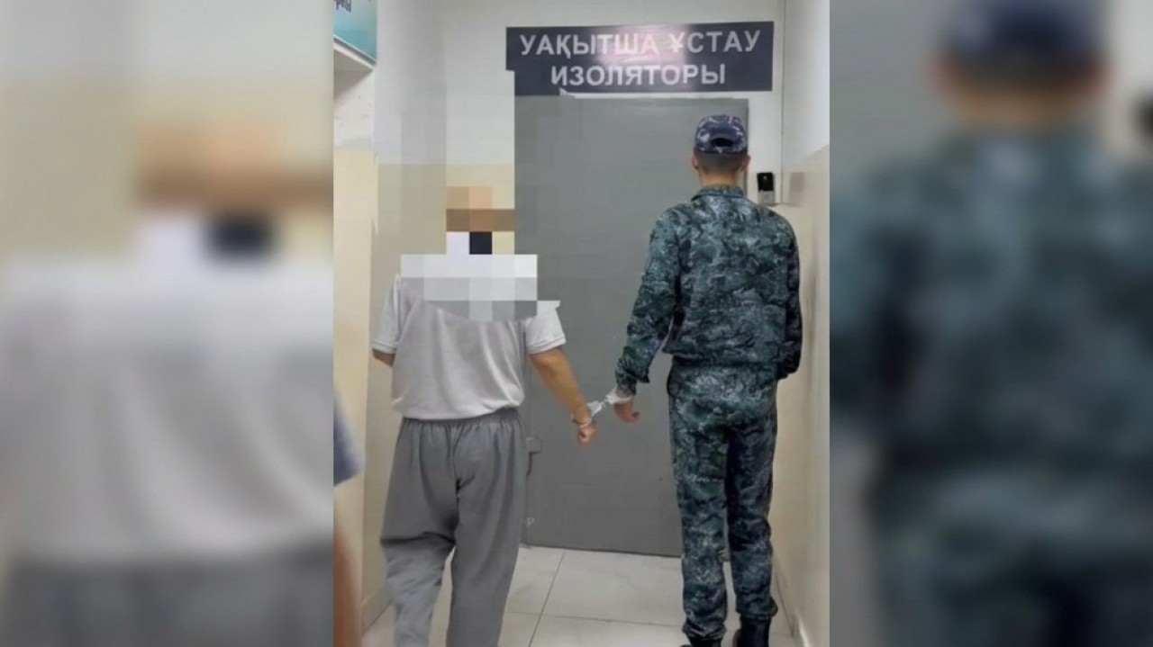 Түркістанда әйел адам пышақ жарақатынан көз жұмды