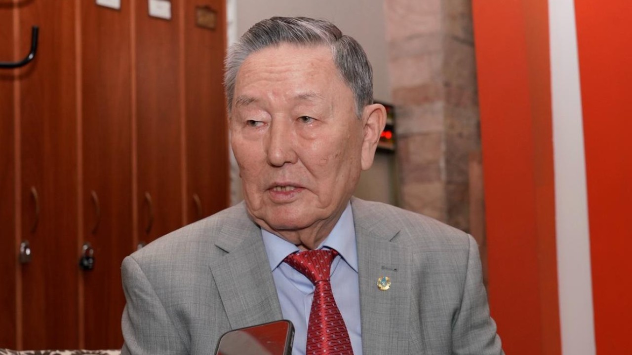 Әділ Ахмет: Тілдер күні – ел бірлігін дәріптейтін маңызды мереке