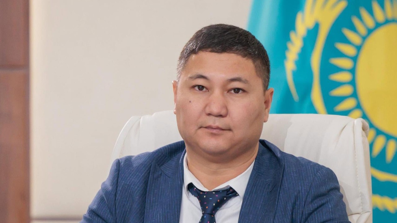 Қазақстан халқы тілдері күні – мемлекеттік тілдің қоғамдағы орнын және ел бірлігін айшықтайтын маңызды күн - Сәкен Есіркеп