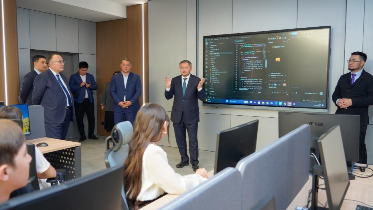 AI+X: Қазақстанда мамандар даярлаудың жаңа моделі сынақтан өткізіліп жатыр