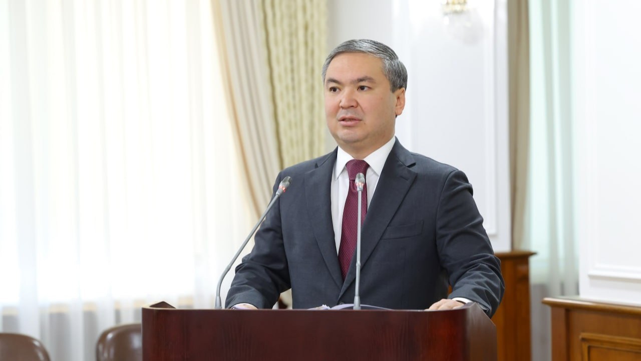 Өнеркәсіп және құрылыс салаларына 36,7 мың маман қажет - Ерсайын Нағаспаев