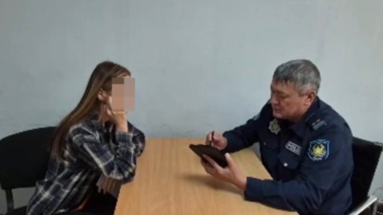 Астанада әлеуметтік желіде балағат сөздер айтқан бойжеткенге айыппұл салынды