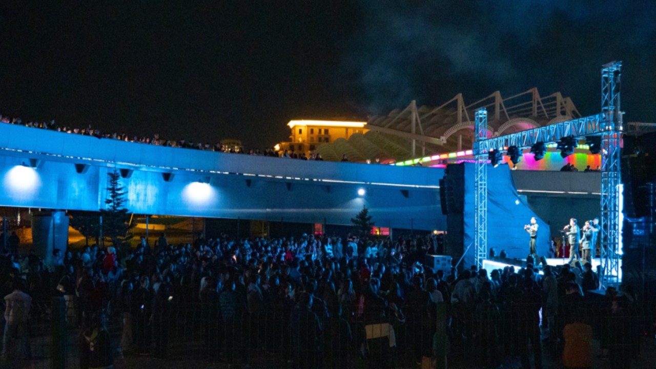 Астанада Атырау өнерпаздарының Open Air кешін 2500-ден астам тамашалады