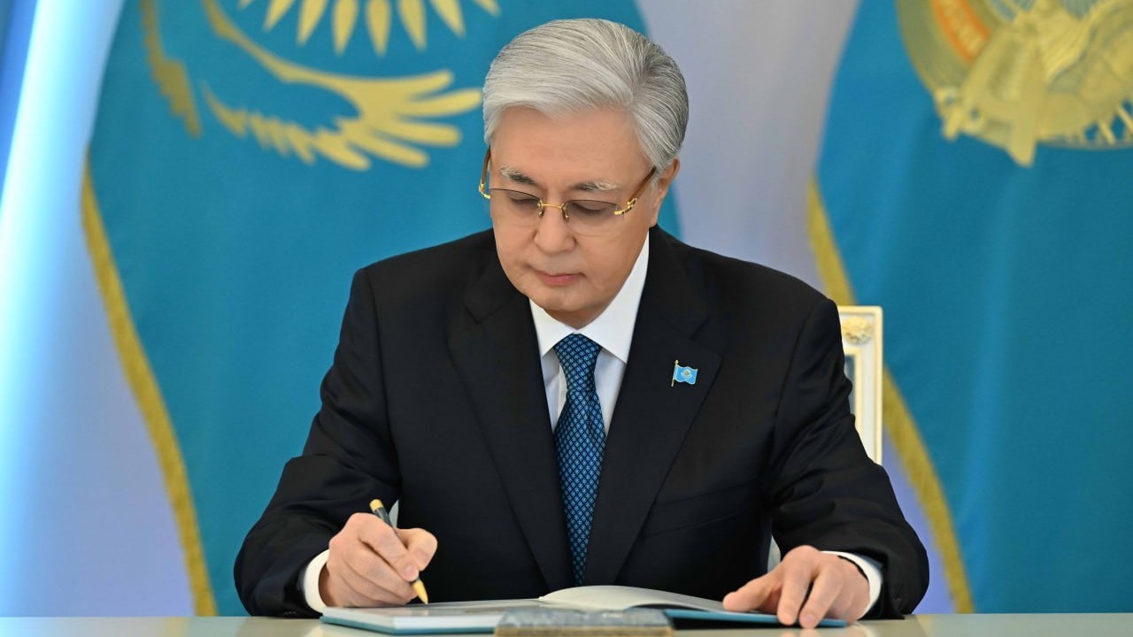 Президент Қазақстан Халық Кеңесінің құрамын бекітті