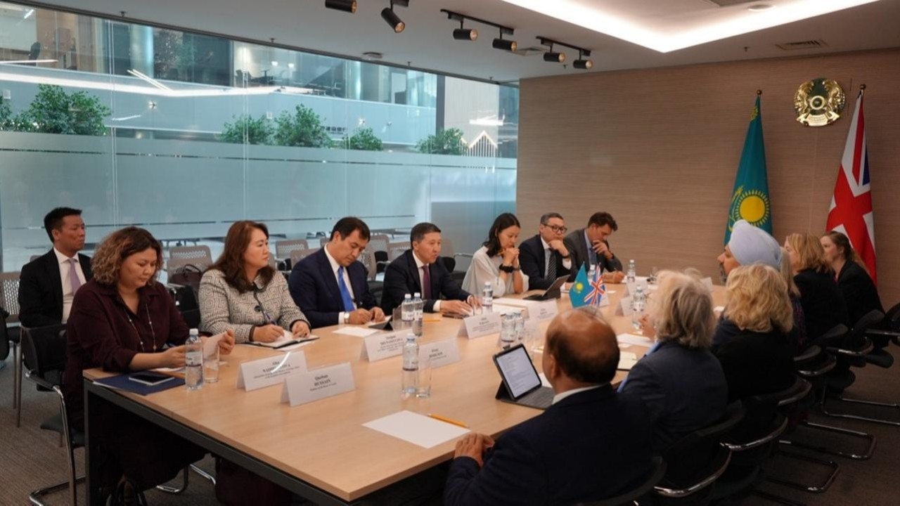 Қазақстан мен Ұлыбритания парламентаралық байланыстарды талқылады