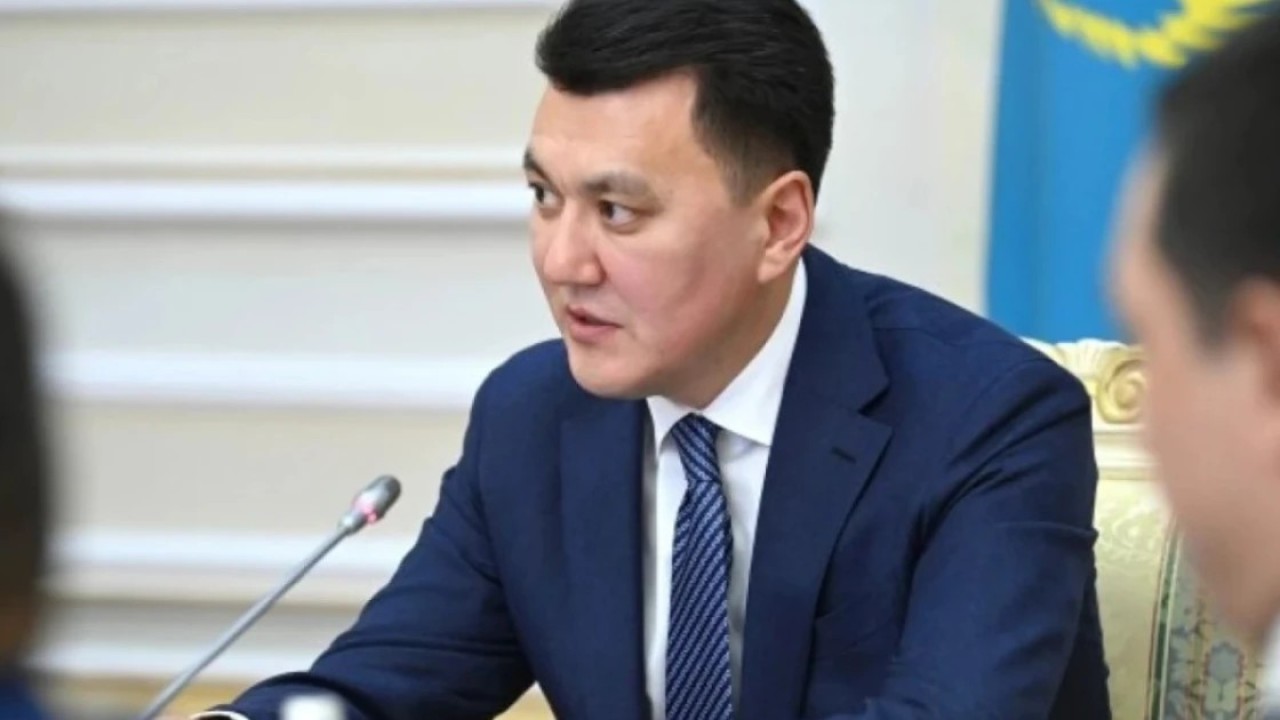Ерлан Қарин: Жұрттың ынтымағы, мемлекеттің беріктігі осындай қысылтаяң шақта білінеді