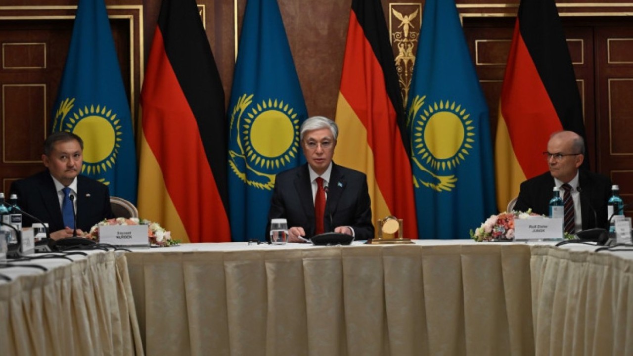 Мемлекет басшысы Германияның ЖОО ректорлары және институт жетекшілерімен кездесті