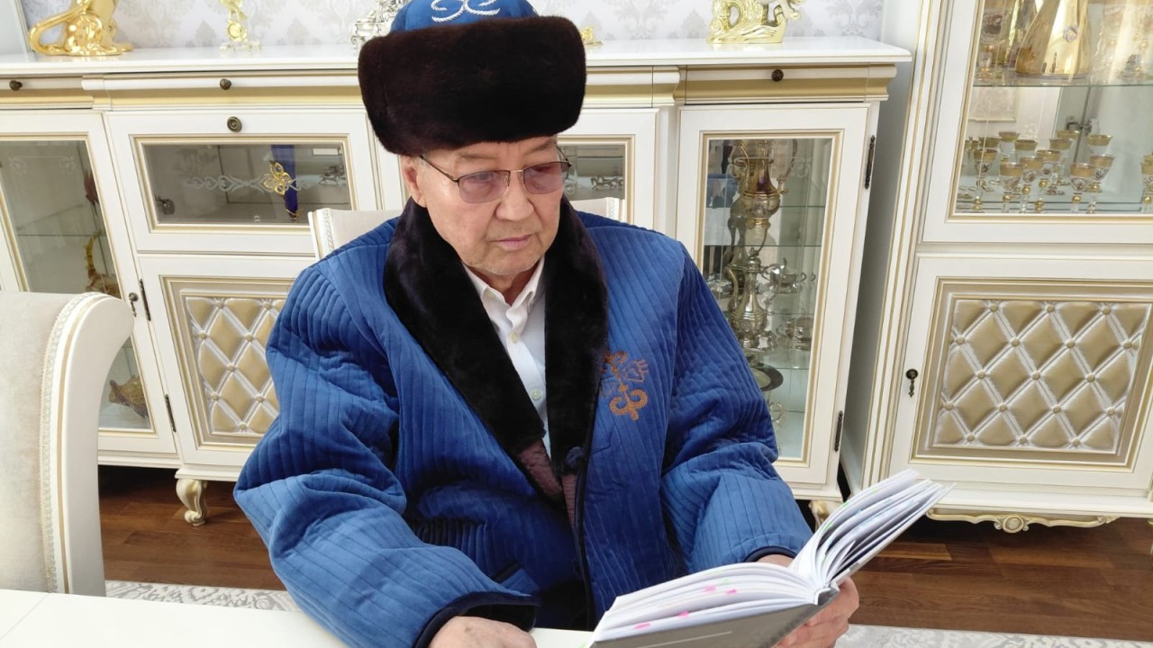 «Қараөткел» газеті қалай құрылған еді: Алдан Смайылдың естелігі