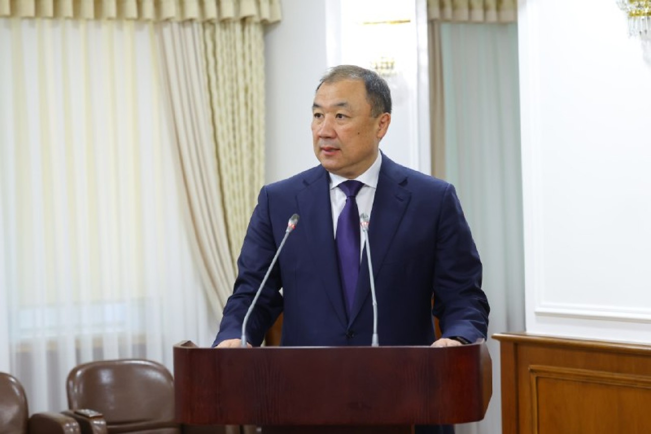 Шекарада жүк көліктерінің кезек күту уақыты 30 күннен 3 күнге қысқарды