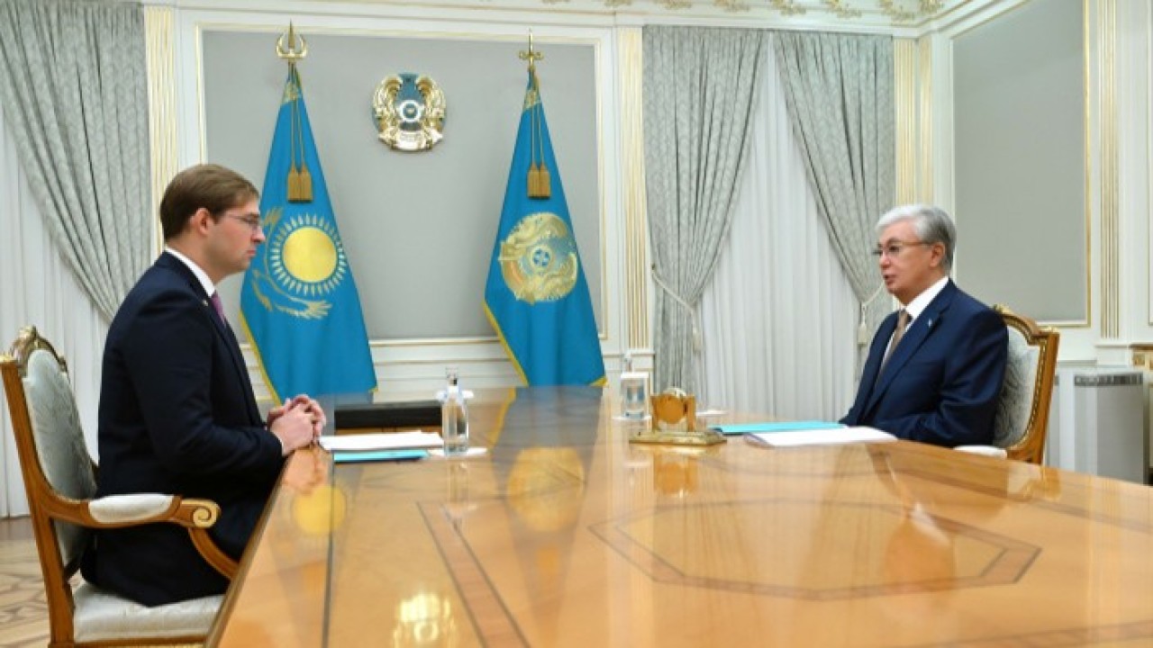Тоқаев Халықаралық шахмат федерациясының президентін қабылдады