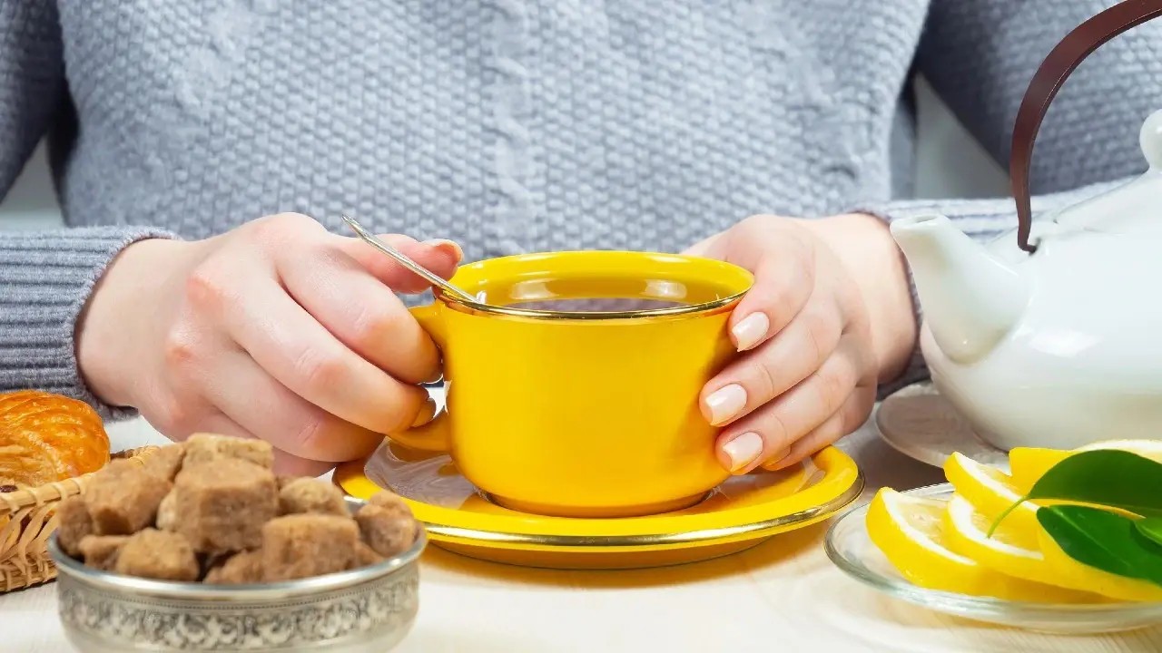Тым ыстық шай мен кофе өңеш обырының қаупін арттыруы мүмкін