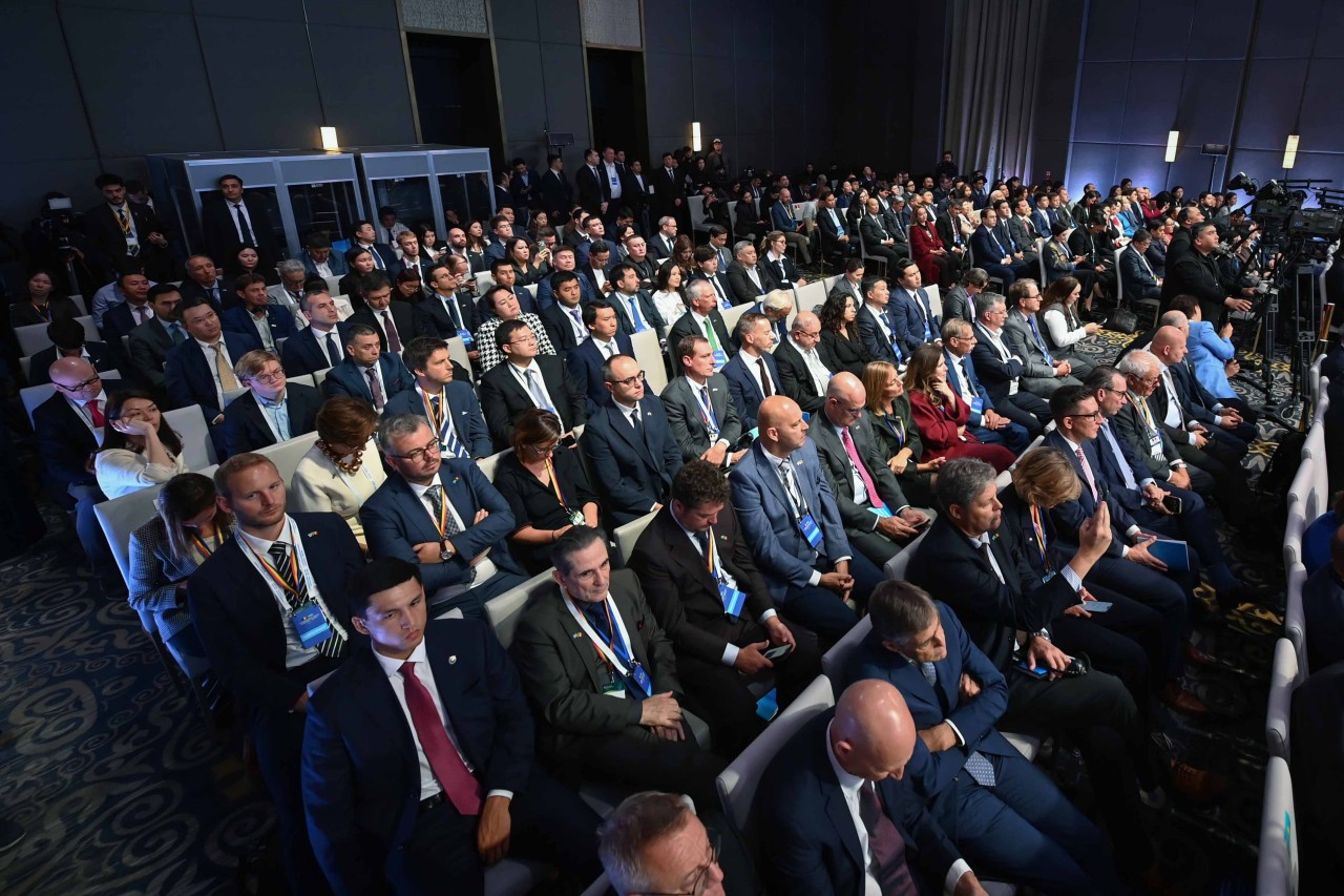 Тоқаев: Қазақстанға мамандардың ұлты емес, қабілеті мен білімі маңызды