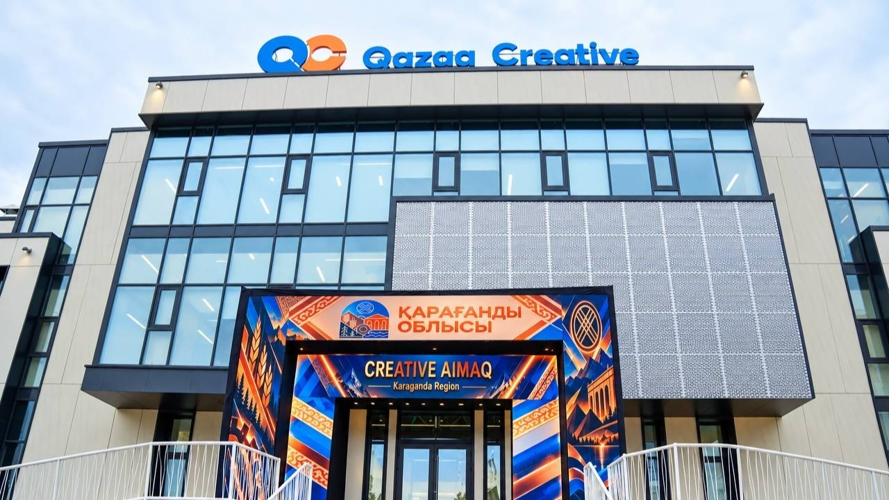 Елордадағы Қарағанды облысының креативті жәрмеңкесі: Иненің көзіндей композициялар, көмірден жасалған өнер туындылары