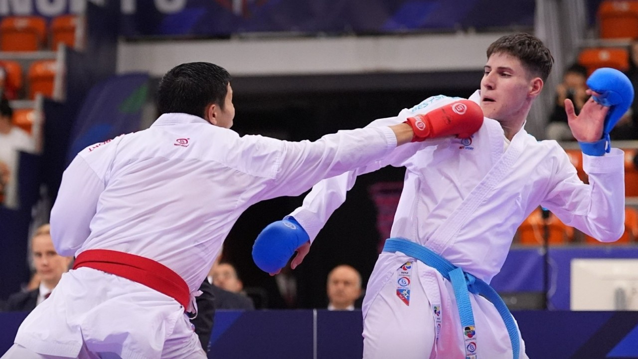 Сұңқар Қанибек жасөспірімдер арасында каратэден әлем чемпионы атанды