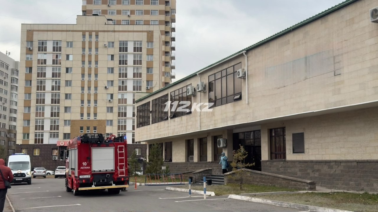 Астанада фитнес орталық өртенді: Ғимараттан 20 адам эвакуацияланды