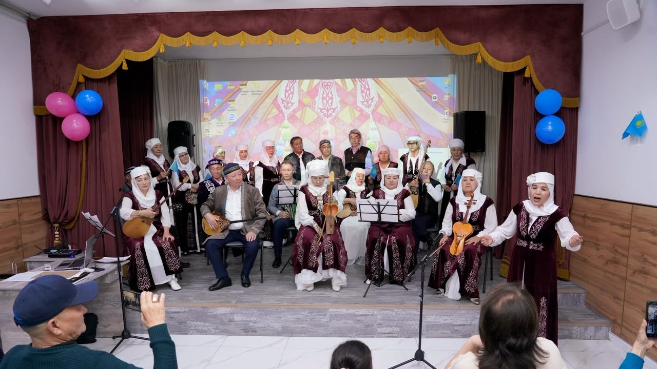 Елордада Республика күніне арналған мерекелік кеш өтті