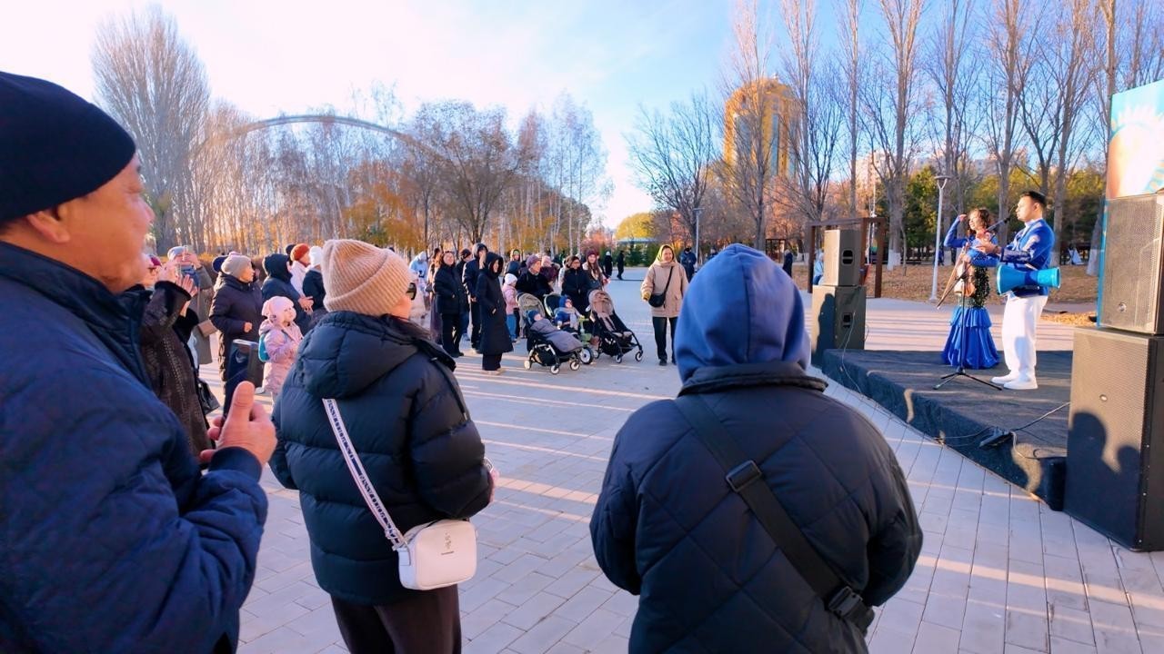 Концерттер, акциялар мен патриоттық челлендж: Астанада Республика күні қалай атап өтілді
